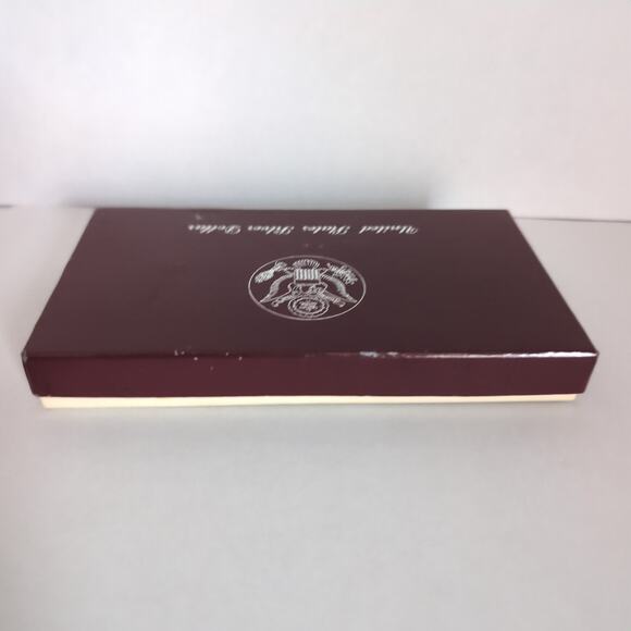 United States 1983 Olympics Los Angeles Elizabeth Jones Silver Dollar Proof Coin - Picture 7 of 8